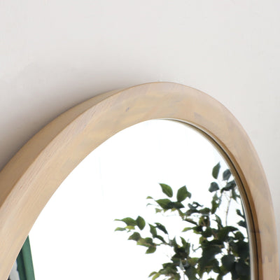 アーチ型のデザインにより柔らかい印象を与えてくれます。