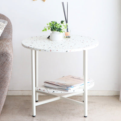 流行りのテラゾー柄が目を惹く「テラーゾシリーズ」のサイドテーブル。