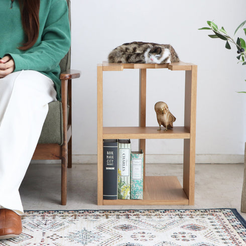 ソファ横やベッド横に置いてちょっとした収納や物置きとしてのご使用や、本や雑貨などを置いて魅せる収納としてもぴったりです。