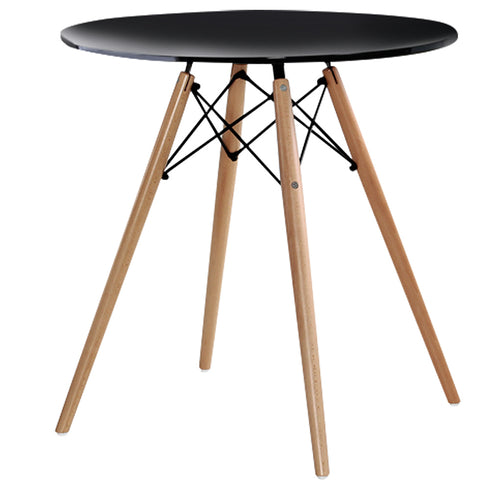 【シックに決まるブラック】
空間を引き締めるシックなブラックカラーは、お部屋にモダンで落ち着いた印象を与え、デザインシェルチェアと合わせれば、まるでカフェのような空間が生まれます。