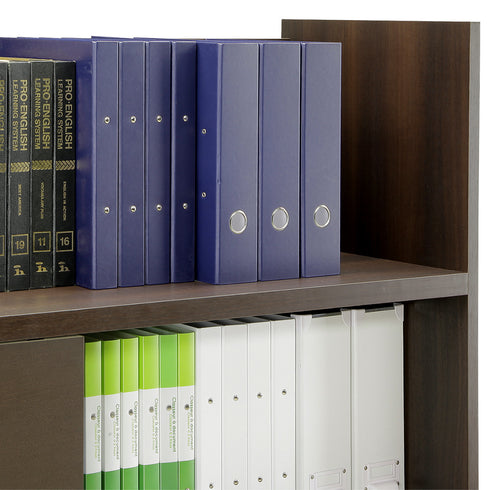 上段のオープンスペースには、ファイルや書類だけでなく、時計やレリーフなどの飾り棚としてもオススメ。