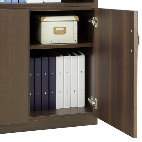 6cmピッチ調整できる可動棚は、収納物に合わせて調節できます。