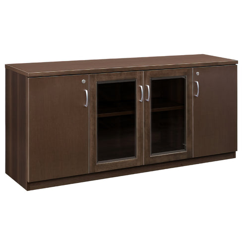 【重厚感と機能美を兼ね備える】
幅1605mmの堂々とした佇まいは、役員室にふさわしい重厚感と機能美を両立しています。