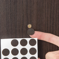 【細部まで美しく】ネジ穴を隠すシールが付属しているので、組み立て後も見た目を損なわず、統一感のある仕上がりになります。