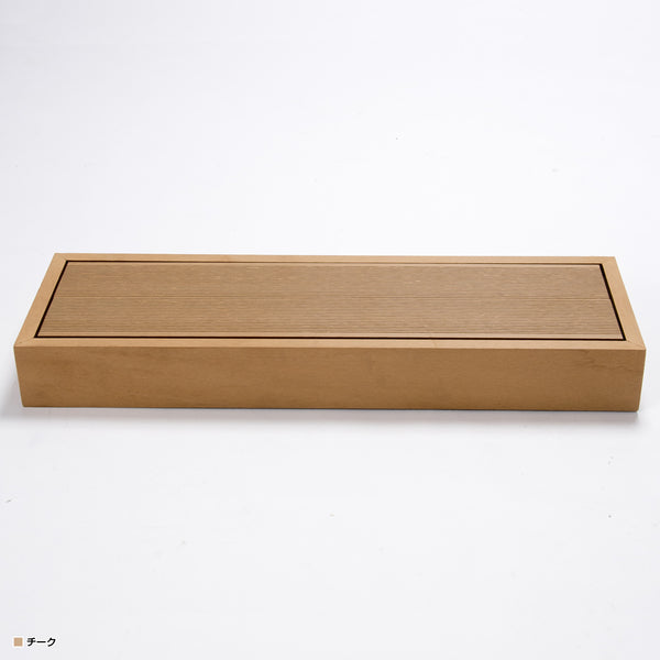 錆びない、腐らない、壊れない、と三拍子そろった樹脂成型品の踏台。