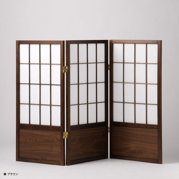 【広げるだけ、和の空間】
置くだけで、いつものお部屋に和の趣と落ち着きをもたらし、ブラウンの木目調フレームが上質な空間を演出します。