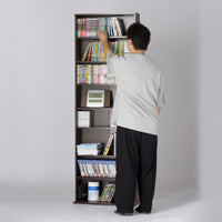 【趣味を詰め込む、自分だけの書庫】どんどん増えるコレクションも、この本棚ならまるごと受け止め、自分だけのライブラリーを創り上げる楽しみに満たされます。