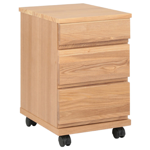 【美しい木目のナチュラルカラー】
明るく優しい色合いのナチュラルカラーは、お部屋のテイストを選ばず、ニレ材の美しい木目が上質な空間を創り出します。