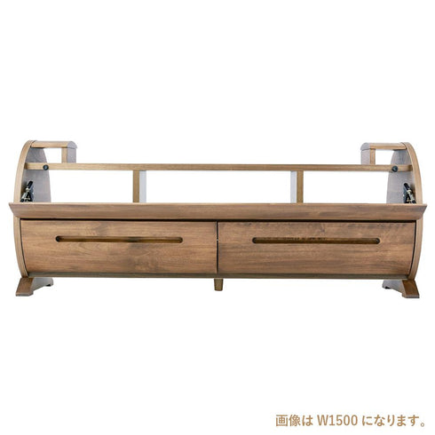 【美しさに秘めた、十分な収納力】
個性的なデザインの内側には、AV機器や小物をすっきりと収められる十分な収納スペースを備え、リビングを美しく整えます。