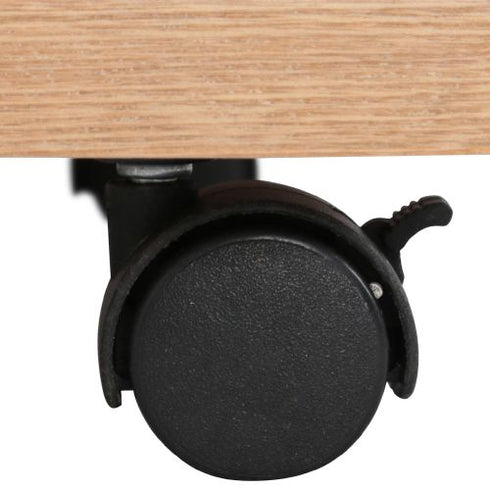 【便利なストッパー付きキャスター】
ストッパー付きのキャスターで移動も固定も簡単、お掃除の時や模様替えの際にも、手軽に動かせるのが嬉しいポイントです。