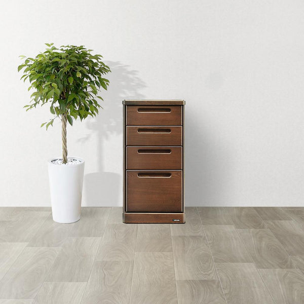 【デザイン性の高いチェスト】インテリアのアクセントになる、デザイン性の高いチェストです。