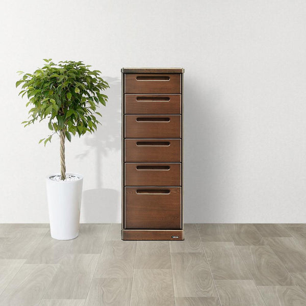 【デザイン性の高いチェスト】インテリアのアクセントになる、デザイン性の高いチェストです。