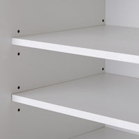 【収納物に合わせて調整自在】細かく高さ調節できる棚板で、様々なサイズの食器や調理器具を美しく収められます。