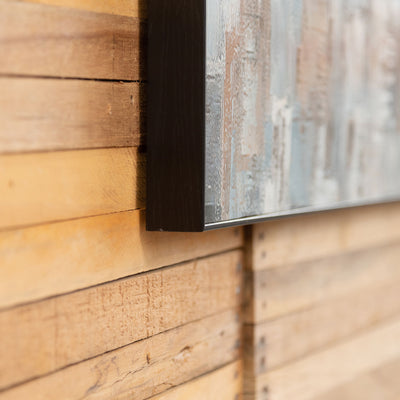 パネルの表面はポリ塩化ビニルの光沢があり、パネル自体の厚みもあるため、高級感が感じられます。