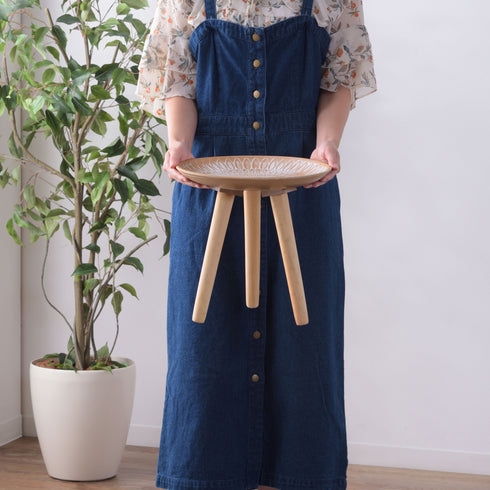 重さが約1kgという軽量設計のため、簡単に持ち運びしやすいのも見逃せないポイントです。