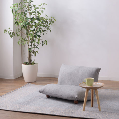 様々な用途でお使いいただけるモロッコ風デザインのトレーテーブルのMサイズです。