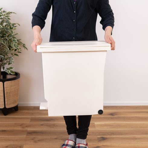 バタフライペダルペール 32L(W228×D480×H485)