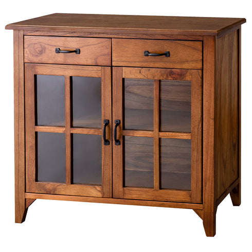 【天然木とアイアンの調和】
天然木ミンディが持つ温かみのある表情に、ブラックアイアンの取っ手がピリッとしたアクセントを加え、甘すぎない、洗練された大人のための空間を演出します。