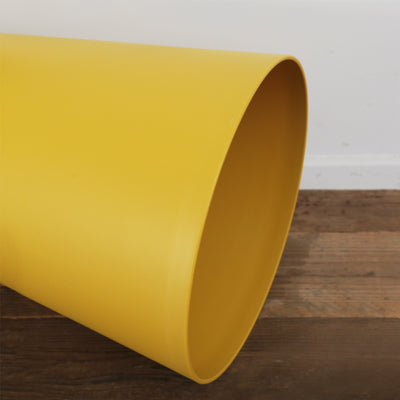 【軽量だから扱いやすい】
樹脂製でたったの3kgという軽さを活かし、移動や収納がラクにできるので掃除や模様替えのストレスも軽減されます。