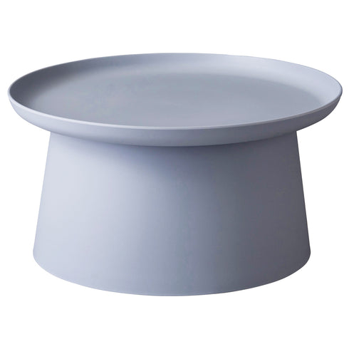 【印象的な佇まいのテーブル】
柔らかな曲線が美しいシルエットを描き出し、耐久性に優れたポリプロピレン製で長くご愛用いただける、なめらかな触り心地のラウンドテーブルです。