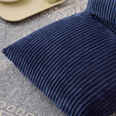 【ずっと触れていたい、この質感】
思わず素肌で触れたくなるような、さらりとして心地よい手触りのコーデュロイ生地が、心安らぐひとときを演出します。