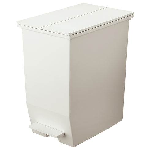 【暮らしに馴染む、白の佇まい】
ムダを削ぎ落としたミニマルなフォルムと清潔感のあるホワイトカラーが、どんなお部屋のテイストにも溶け込み、洗練された空間を演出します。