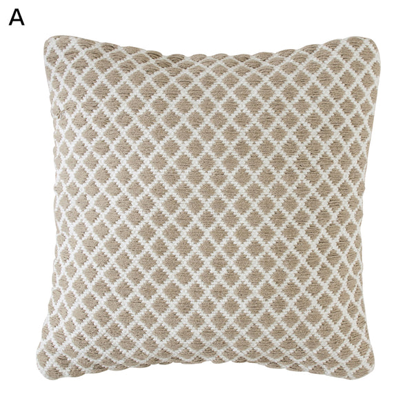 取り入れやすいデザインとカラーリングが、他にはない魅力を感じさせてくれるクッションです。