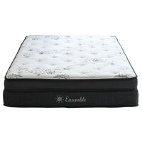 【ブランドの証】上品なエンブレムが刻まれたサイドデザインは、確かな品質と信頼の証です。