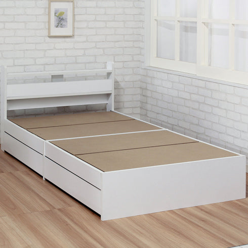 【美しさと強さの秘密】
傷や汚れに強くお手入れが簡単な低圧メラミン化粧板を使い、クロスフレーム構造でガタつきにくいから、美しさと頑丈さを長く実感していただけます。