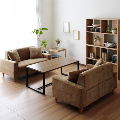 背面デザインの美しさとコンパクトサイズによって、一部屋に2台置かれても、窮屈さが出にくくなっています。