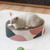【心地よいカーブが魅力】愛猫が思わずうっとりする絶妙なカーブは、爪とぎとしてはもちろん、お昼寝ベッドとしても最適です。