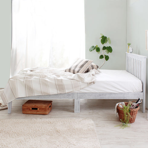 【憧れの海外風ルームを叶える】
アンティーク感のある佇まいが、いつものお部屋をワンランク上の、まるで海外のようなお洒落な空間へと変えてくれます。