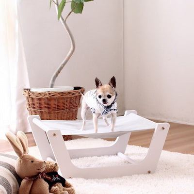小型犬やネコちゃん用室内ハンモックです。