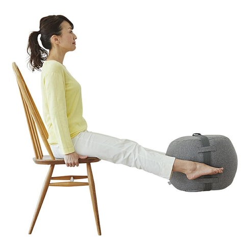 【下半身の簡単トレーニング】シンプルな動作で、下半身に特化したトレーニングが可能です。