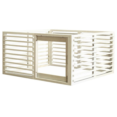 【清潔感あふれるホワイト】
明るく清潔な印象のホワイトカラーは、お部屋をぱっと華やかに演出し、軽やかなアクリル戸のスムーズな開閉が快適な使い心地を実現します。