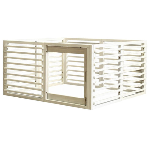 【清潔感あふれるホワイト】
明るく清潔な印象のホワイトカラーは、お部屋をぱっと華やかに演出し、軽やかなアクリル戸のスムーズな開閉が快適な使い心地を実現します。