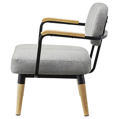 【通気性もよく年中快適】張地のソフトレザーは通気性もよく、べたべたと張り付く不快感があまりなく、年中快適にお使いいただけます。