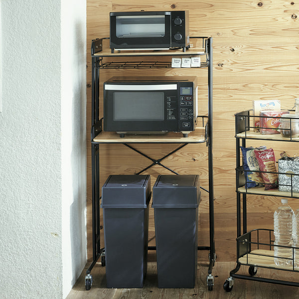 ヨーロッパの昔ながらの自転車のカゴをイメージしてデザインされたバイシクルケージシリーズ(Bicycle Cage Series)、通称「ビーワイケージシリーズ」の二段キッチンラックです。