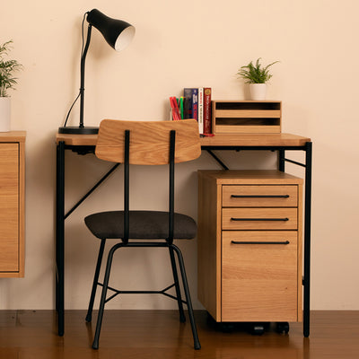 グラム デスク(W900×D450×H700)