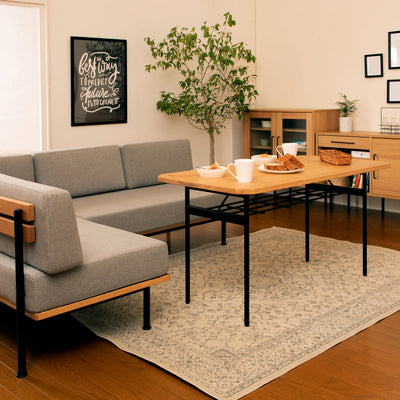 同じシリーズの他商品と組み合わせて使用することで、統一感のある空間を作ることができます。