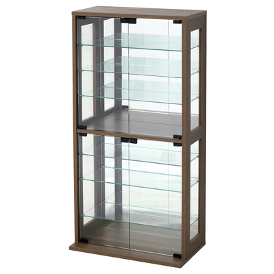 【温もりある木目の表情】
美しい木目調のウォールナットが、どんなお部屋にも自然と馴染み、ガラスの透明感と相まって、飾るものを温かく、そしてスタイリッシュに包み込みます。