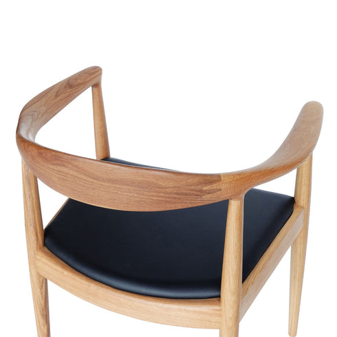 ザ・チェア(W640×D545×H765)