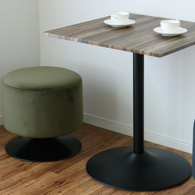 ご家庭以外でも、カフェなどの飲食店、待合用の椅子として様々な場面でもご利用頂けます。