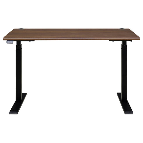 【品格あるウォールナットの佇まい】
深みのあるウォールナットの美しい木目が、書斎を落ち着きと高級感のある特別な空間へと変えます。