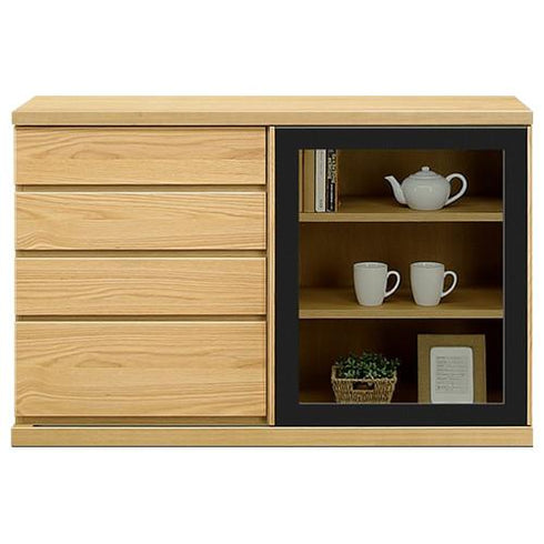 【引戸タイプのサイドボード】スペース効率が良い引戸タイプのサイドボードです。