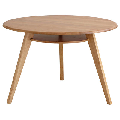 【美しさと機能性を両立】
オーク無垢材を贅沢に使用した三本脚のラウンドテーブルは、北欧風インテリアとも相性抜群で、手触りのよい丸みのある天板とすっきり収納できる棚板付きのデザインが魅力です。