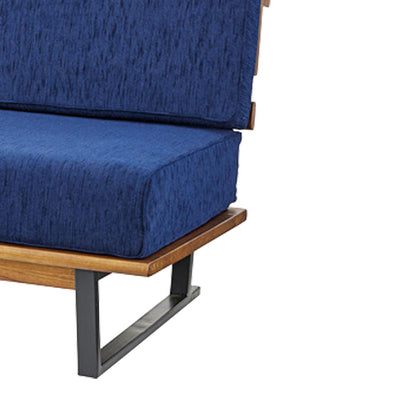 【圧迫感がない作り】肘のないアームレスタイプのため圧迫感がなく、お部屋を広く感じさせてくれます。