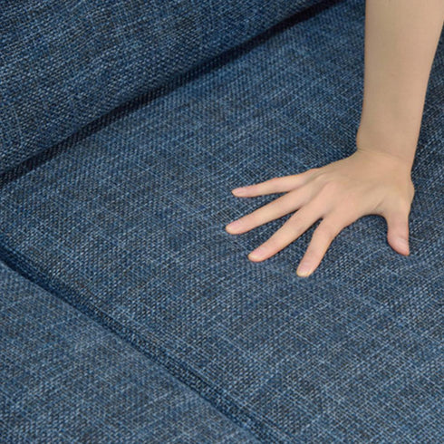 【肌触りのいいクッション】厚めのクッションには肌触りのいいコットンを使用しております。