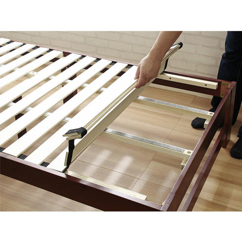 【折りたたみ式で簡単組立】
すのこ部分は折りたたみ式なので、パーツが少なく組立がとってもスムーズで、引越しや模様替えの際にもラクに扱えます。