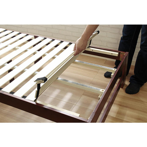 【湿気を逃す、快適すのこ構造】
睡眠中の汗や湿気をしっかり逃がす通気性抜群のすのこ構造で、一年を通してマットレスを清潔に保ち、快適な眠りをお届けします。